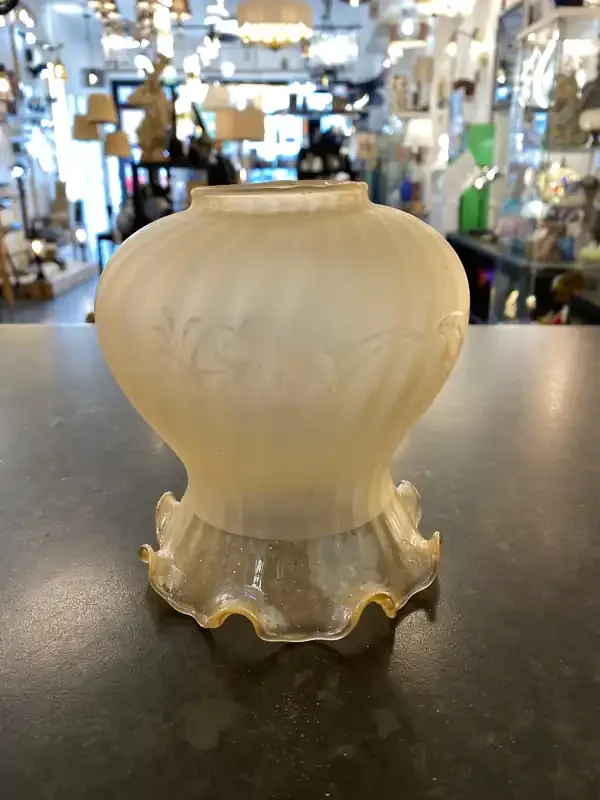 (31) Unknown Fitting – Amber Floral Frosted Shade for a Spring Clip fitting