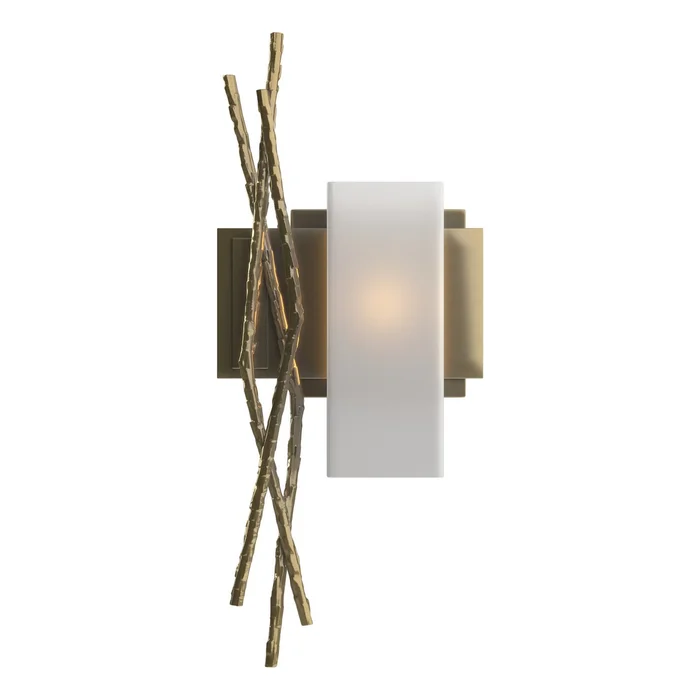 Brindille One Light Wall Sconce in Modern Brass (39|207670-SKT-RGT-86-GG0351)