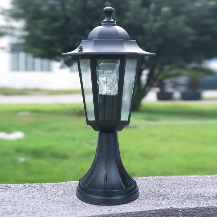 Corniche Outdoor Pedestal Light