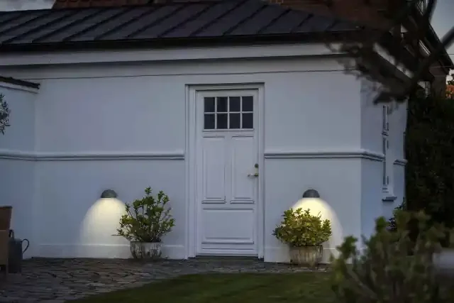 Scorpius Maxi Galvanized steel with Satinated Glass Wall Light