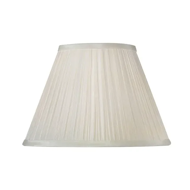 Small Box Ivory 25cm Shade Only