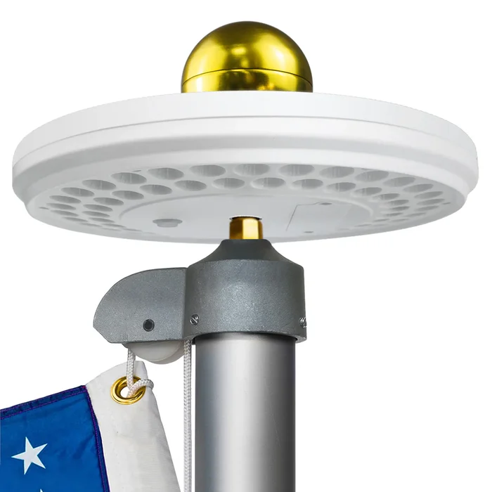 Solar LED Flagtop Pole Light – 420 Lumens – LumeGen