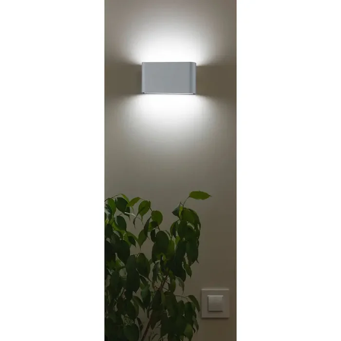 Thames II Titan Wall Lamp – 17cm